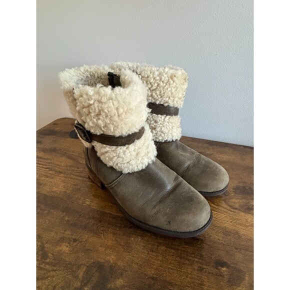 UGG Blayre II Brown Suede Leather Distressed Sheepskin Ankle Boot Women Size 9 - Picture 10 of 16
